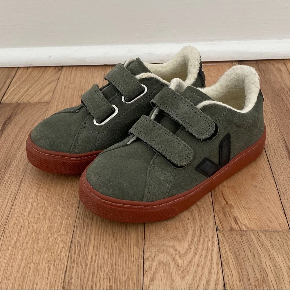 Veja Toddler Esplar Shearling Lined Olive Suede Black Mud Tan Sole Size 12